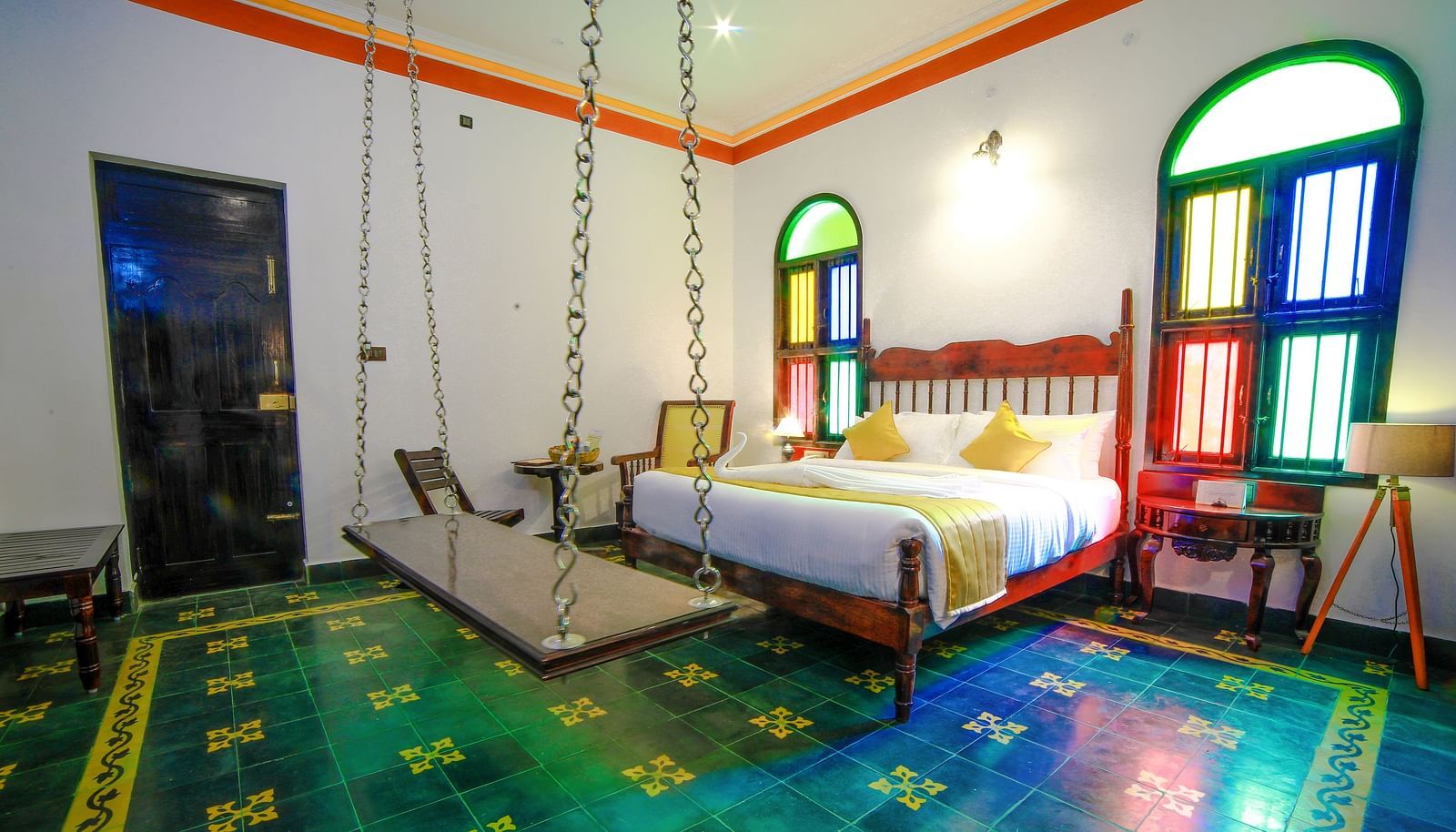 Image of a room with a bed and a window on the side at WOW Bison Woods.
